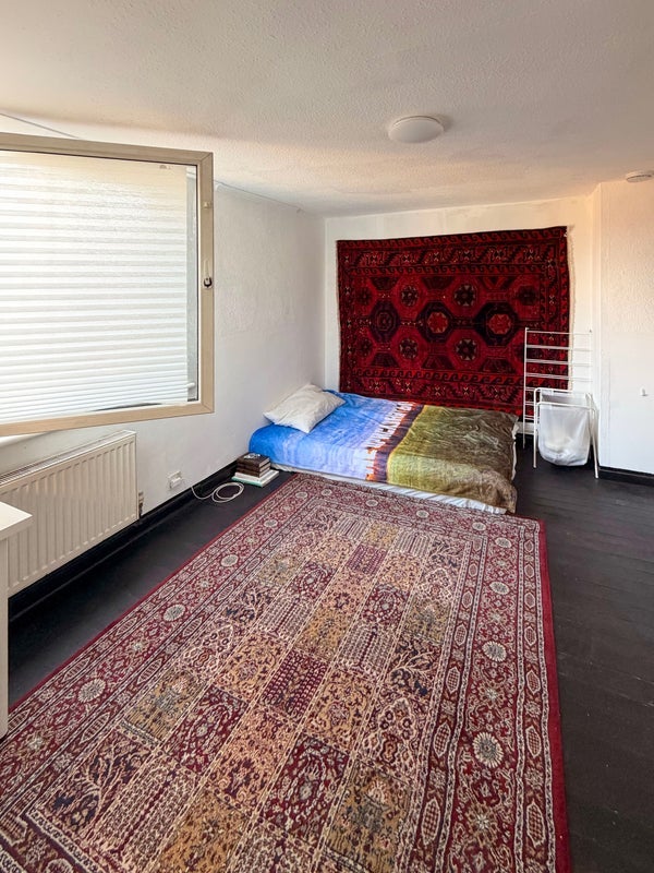 Room Mansford Street in Greater London