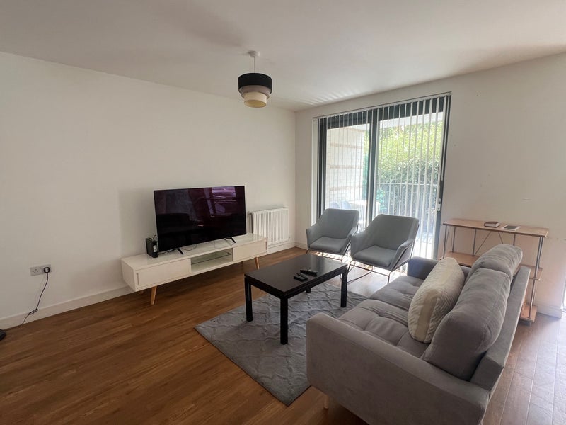 Flat Bramwell Way in Greater London