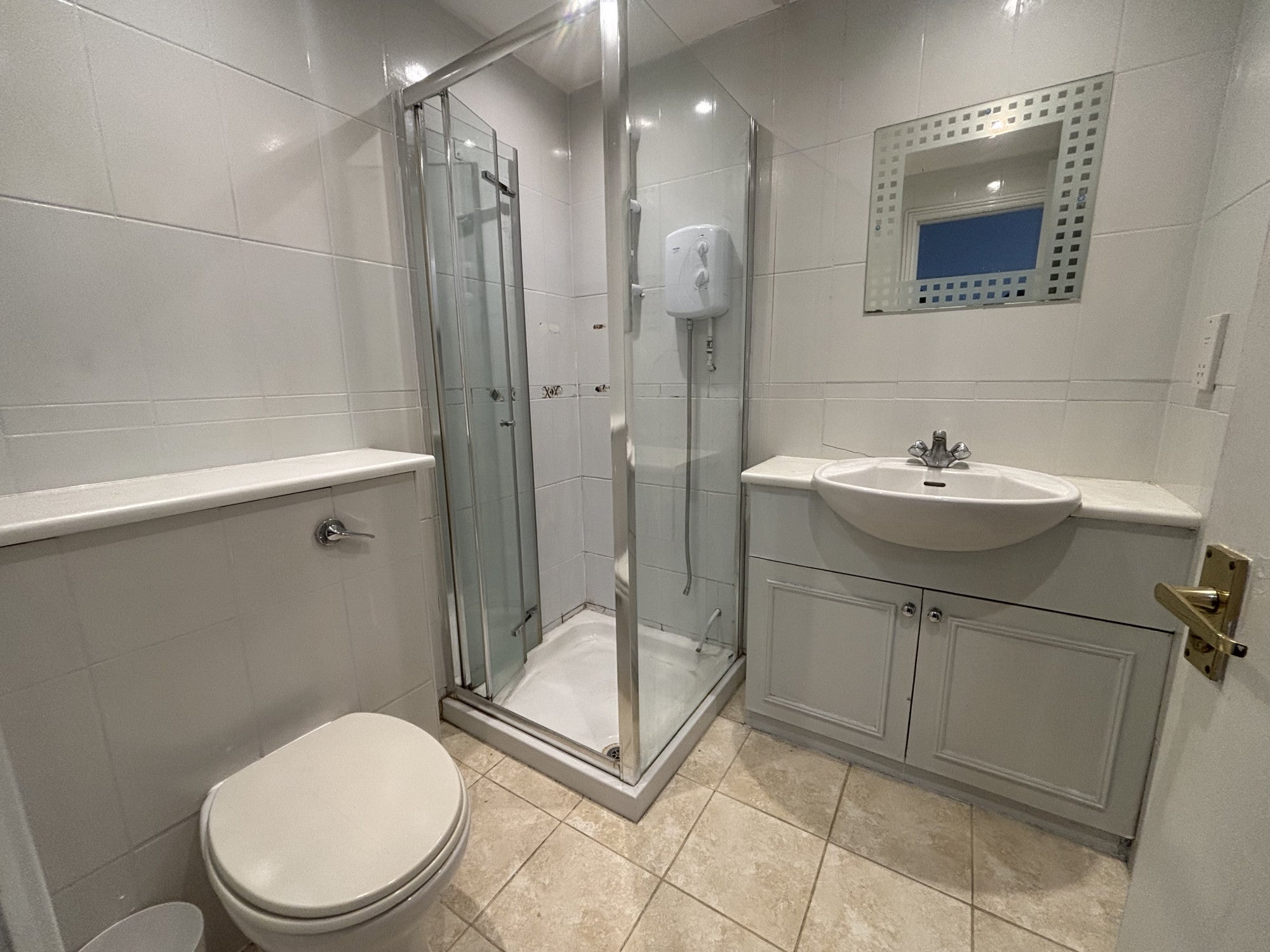 Flat Old Brompton Road in Greater London