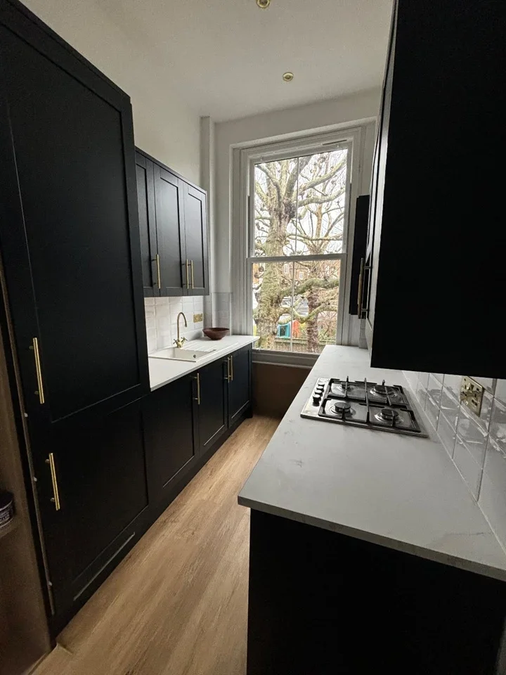 Flat Bevington Road in Greater London