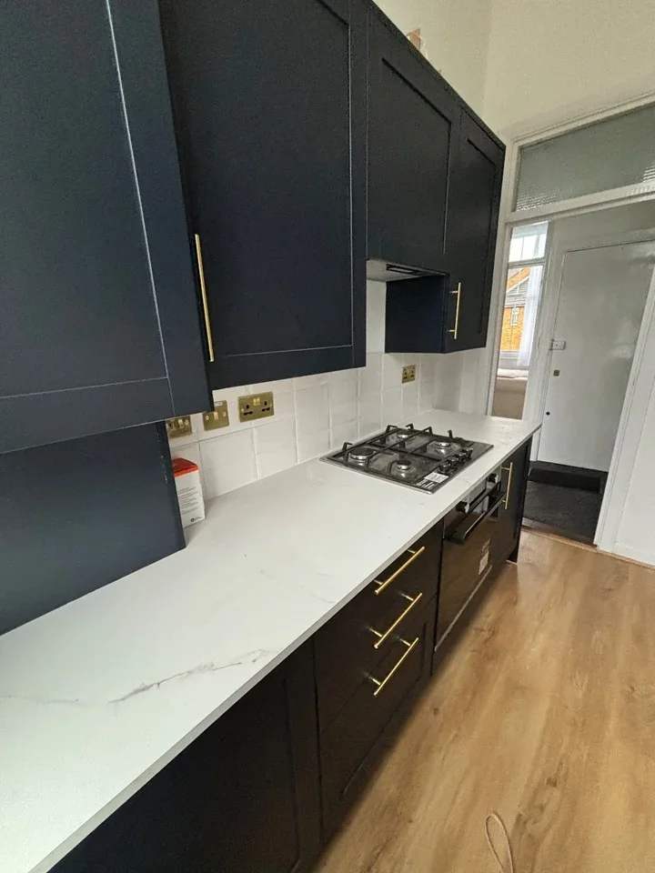 Flat Bevington Road in Greater London