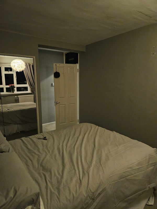 Room Church Lane in Greater London
