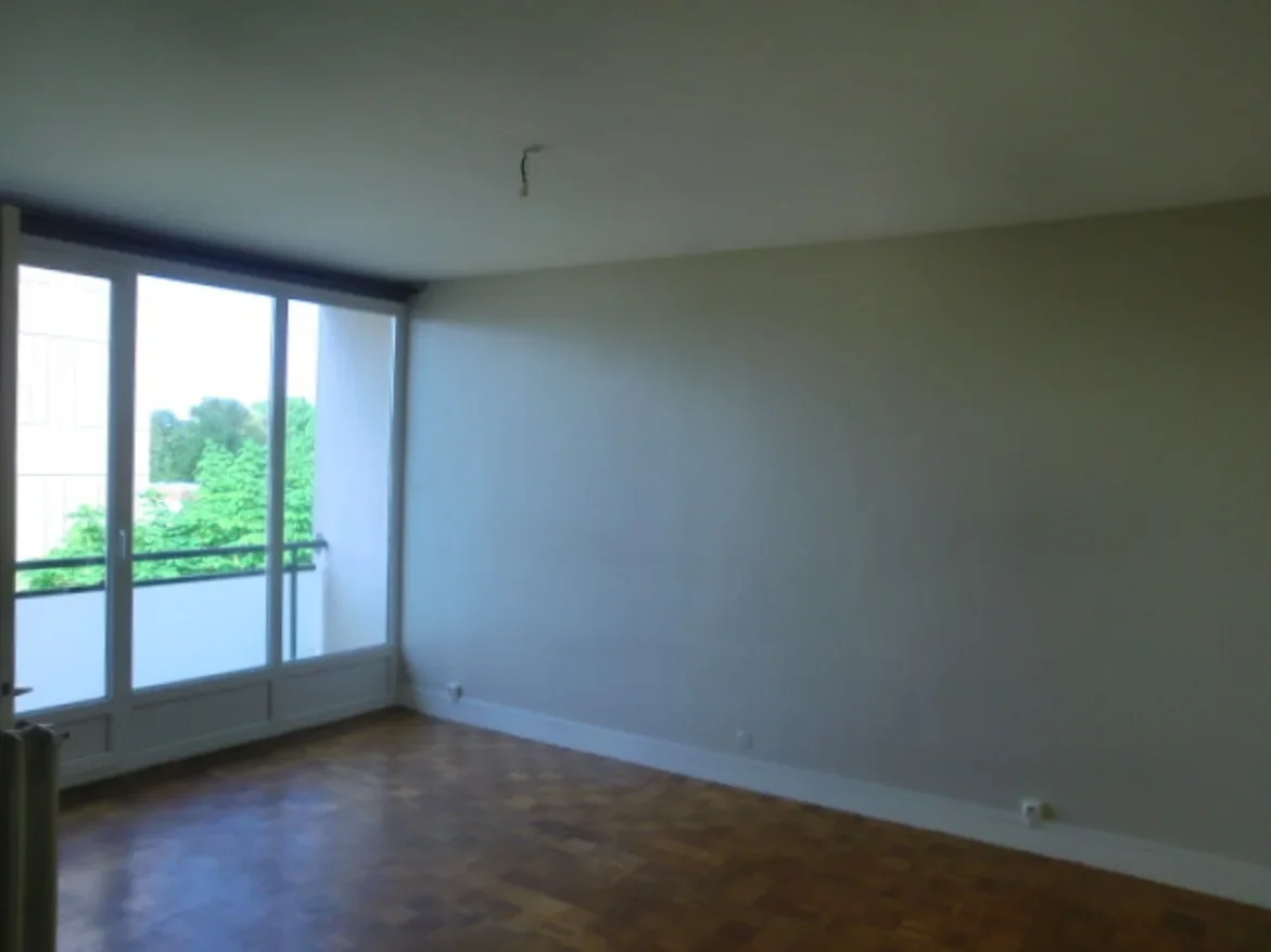 Appartement Avenue du Maréchal Leclerc à Livry-Gargan