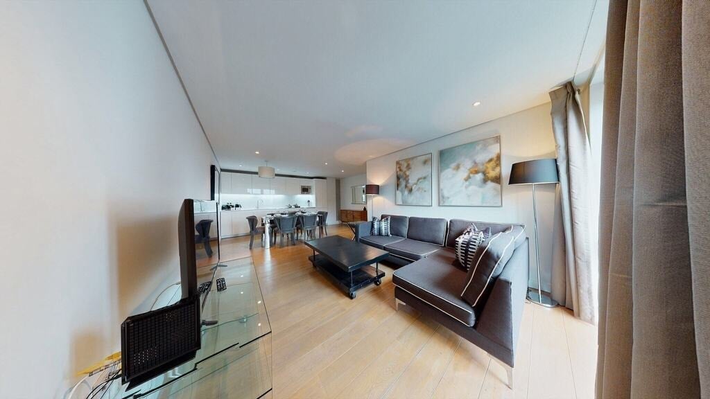 Flat Merchant Square in City of Westminster