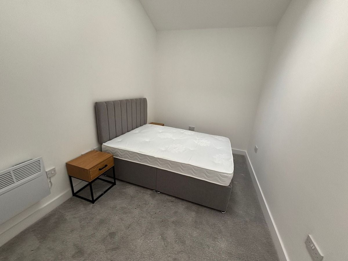 Flat Legh Street in Warrington