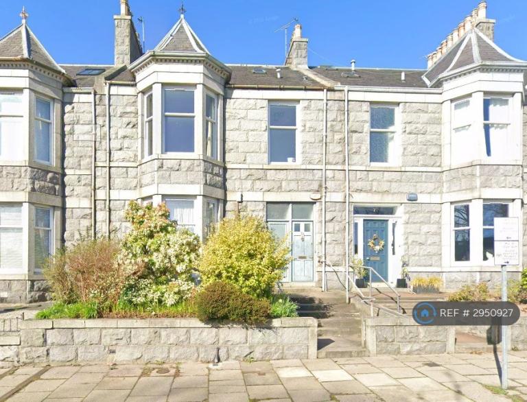 House Richmondhill Place in Aberdeen City