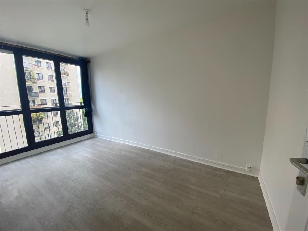 Flat Rue Maurice Ravel in Châtillon-sur-Seine