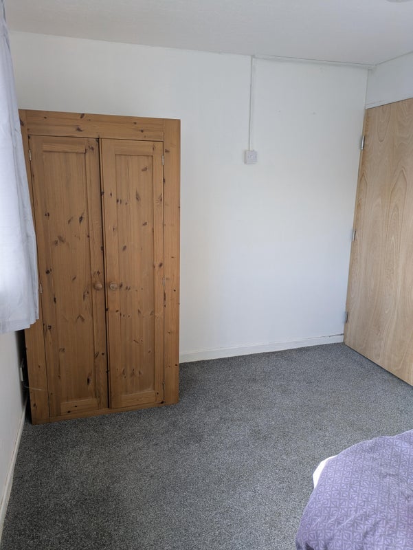 Room Calder Court in City of Edinburgh