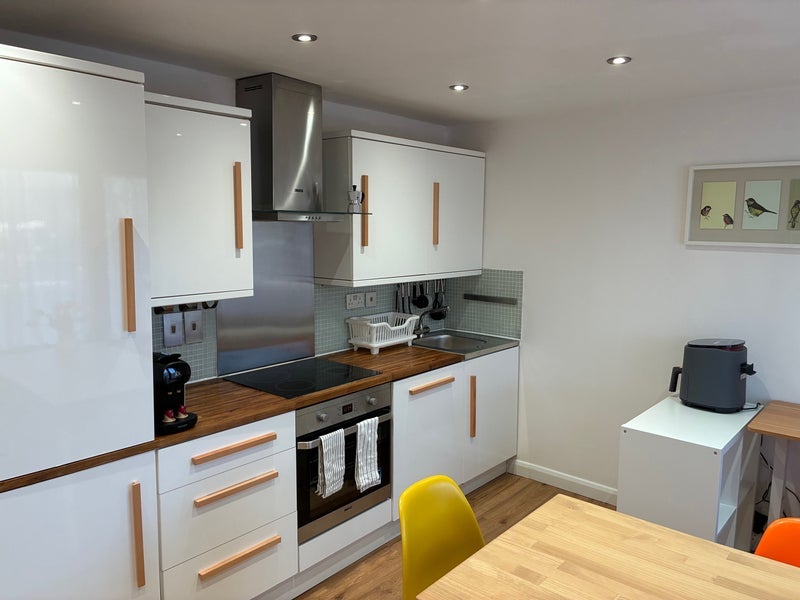 Flat Discovery Walk in Greater London