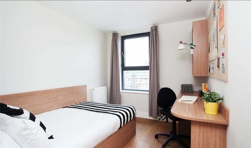 Room Yorkhill Street in Glasgow