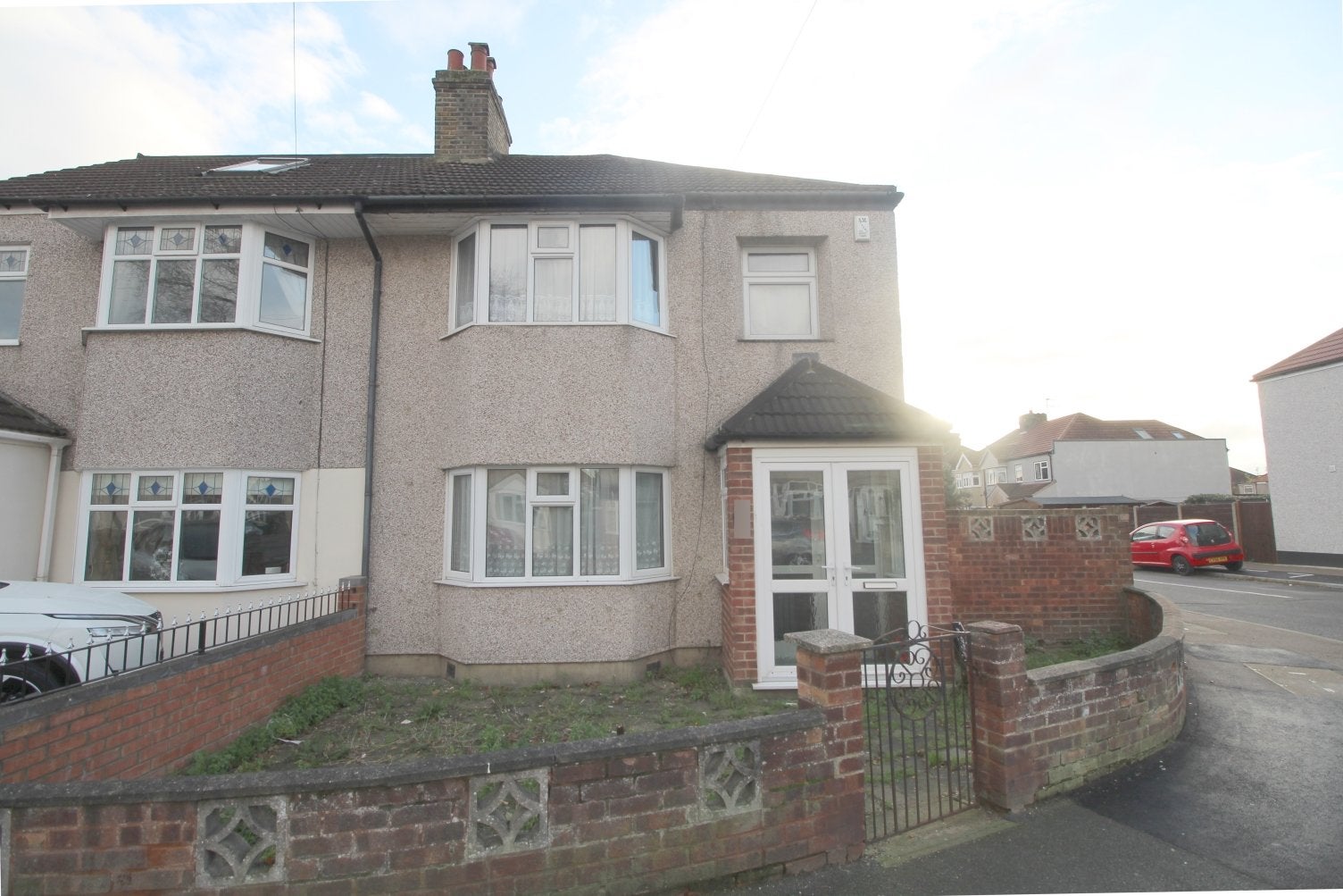 House Ivedon Road in Greater London