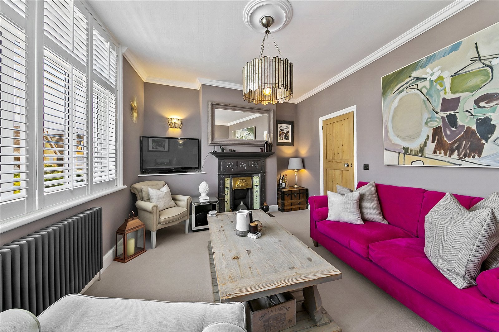 Flat Upper Richmond Road West in Greater London