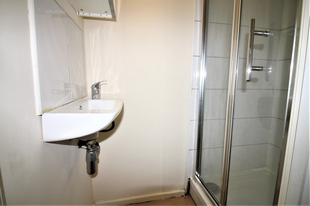 Room Fitzwilliam Street in Sheffield