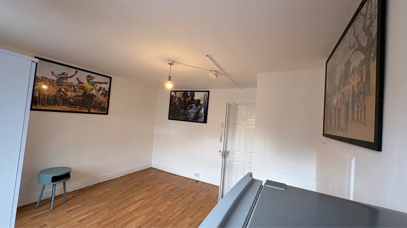 Room Osborn Street in Greater London