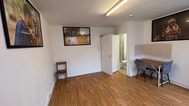 Room Osborn Street in Greater London