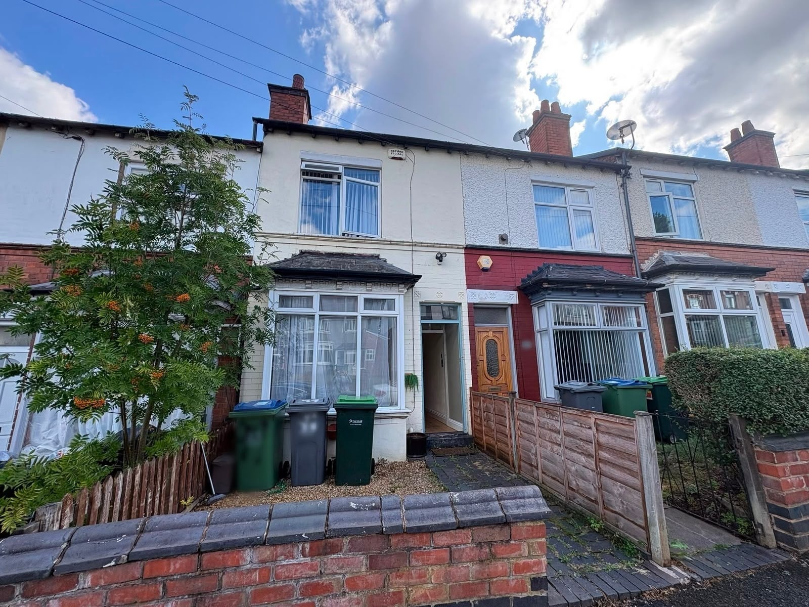 House Pargeter Road in Sandwell