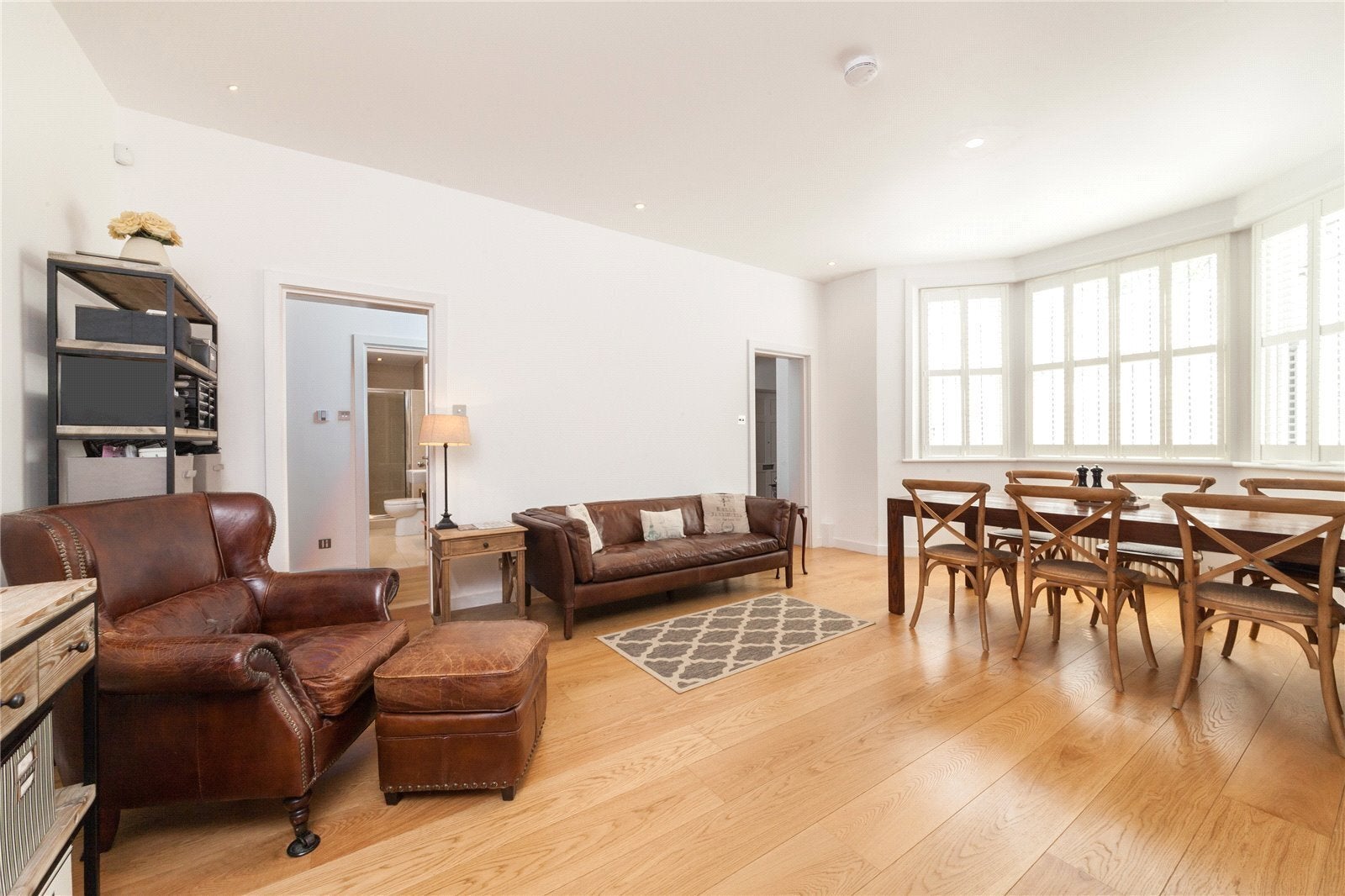 Flat Lauderdale Road in City of Westminster