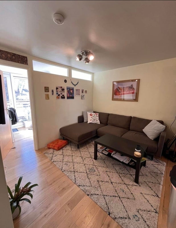 Room Robert Street in Greater London