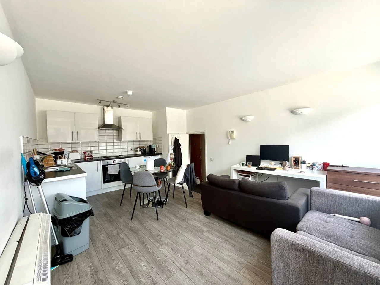 Flat Calderwood Street in Greater London