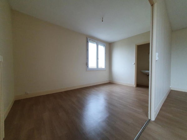 Flat Rue Paul Drouot in Vouziers