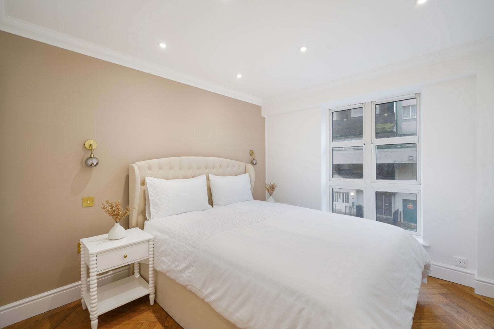 Flat Lisson Grove in City of Westminster