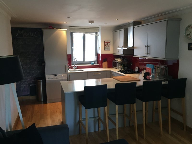 Room Cubitt Street in Greater London