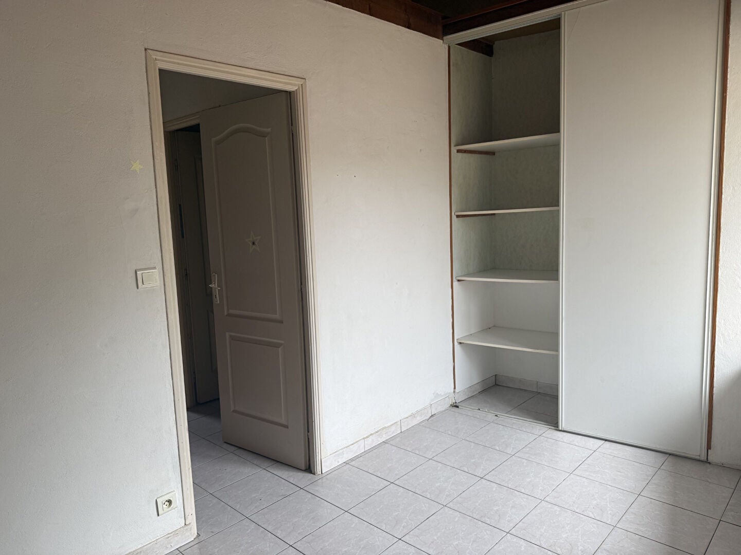 Maison D 74 à Sougraigne