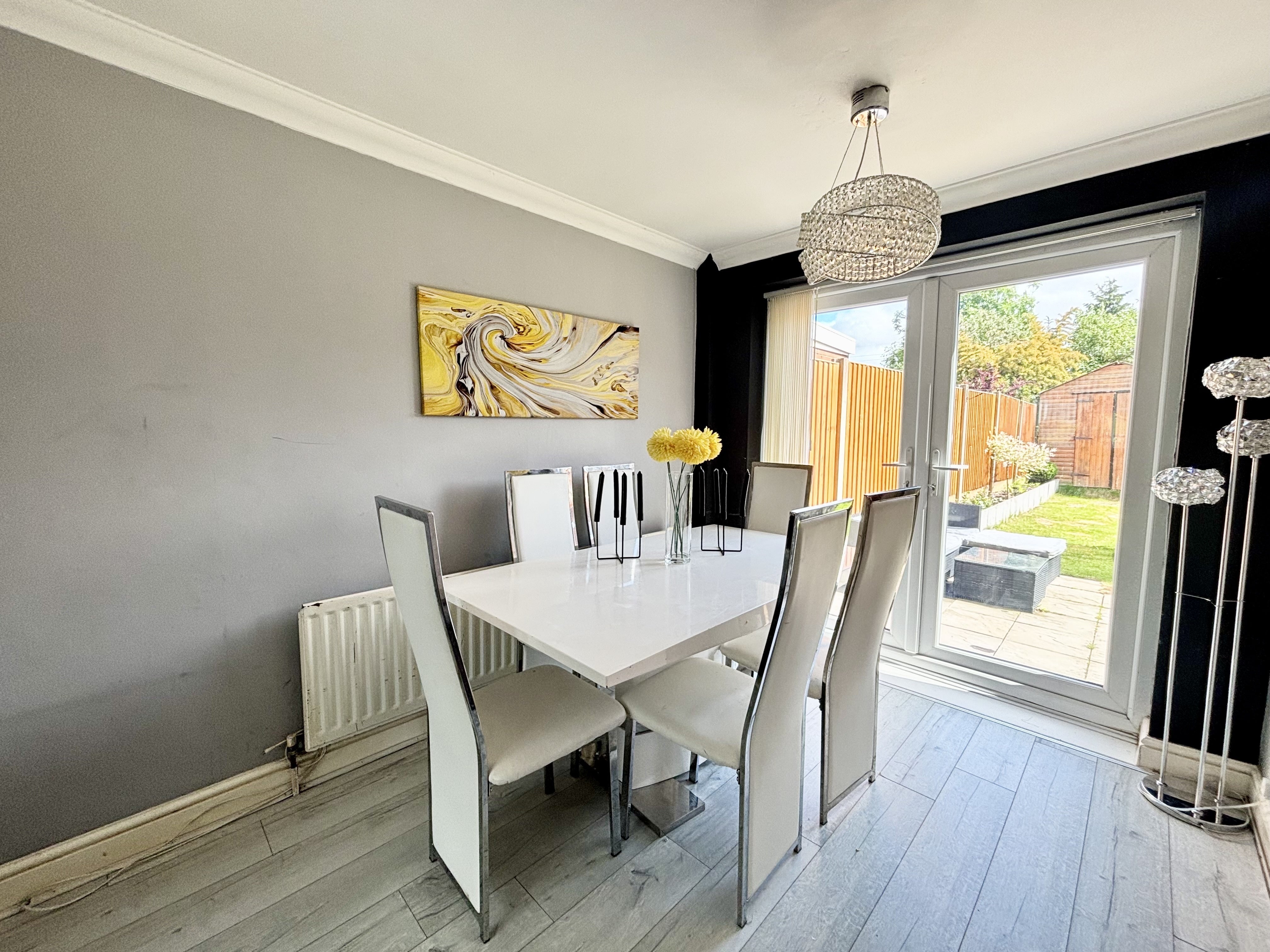 House Theodore Close in Sandwell