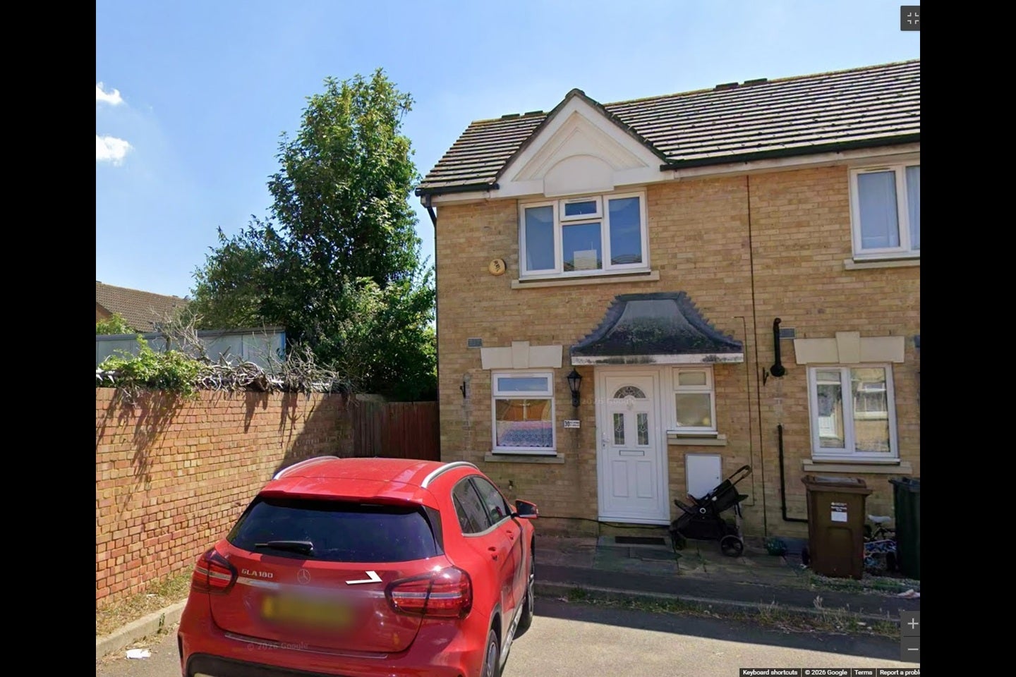 House Westminster Close in Greater London
