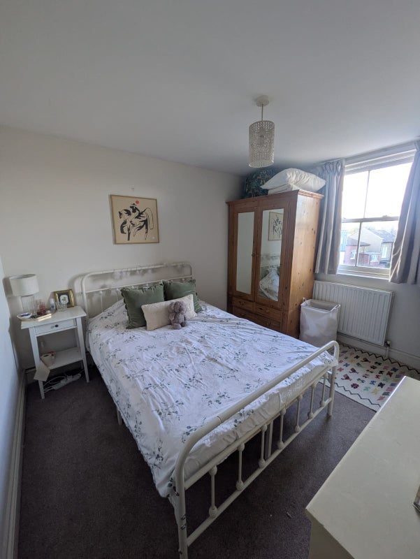 Room Disraeli Road in Greater London