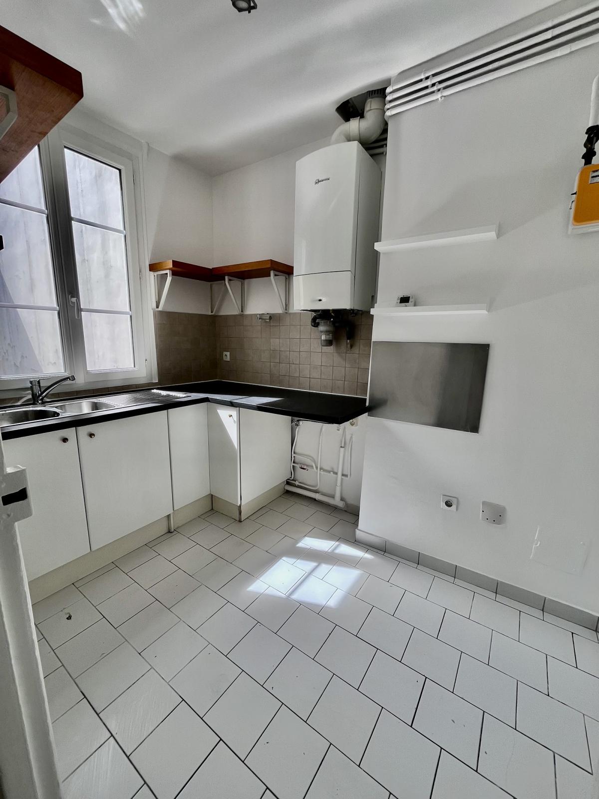 Appartement Rue Alfred de Vigny à Paris