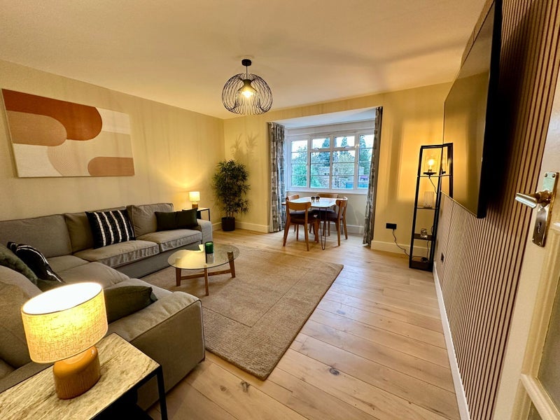 Room Augusta Walk in Greater London