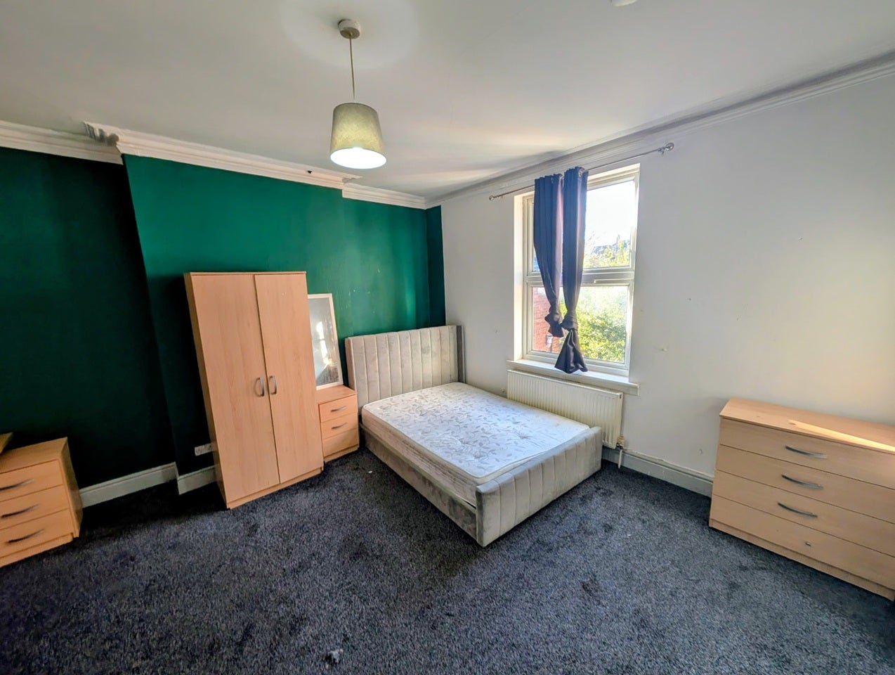 Room Woodstock Road in Birmingham