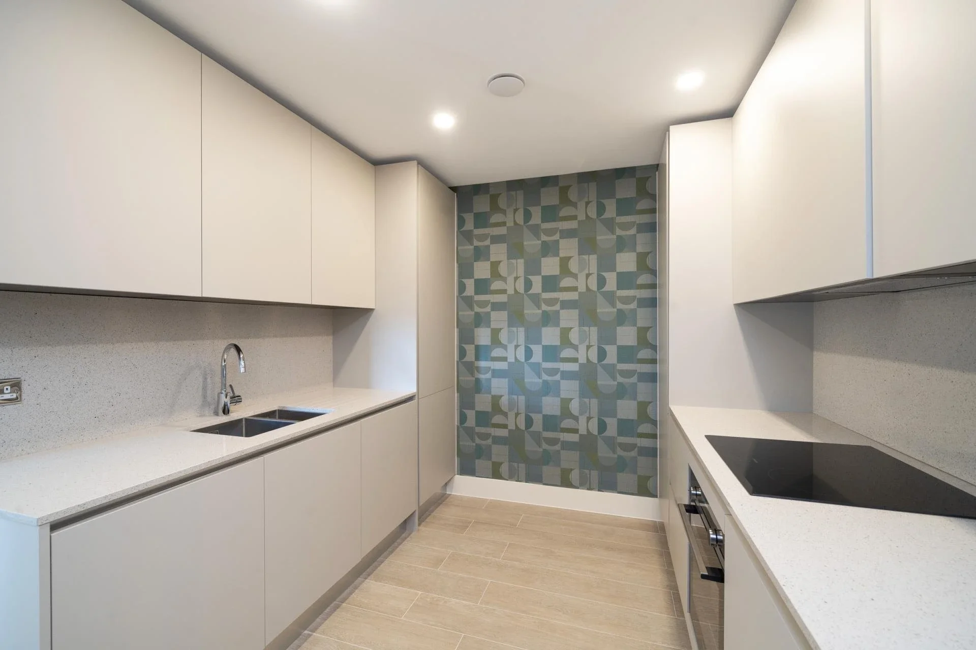Flat Wyvil Road in Greater London