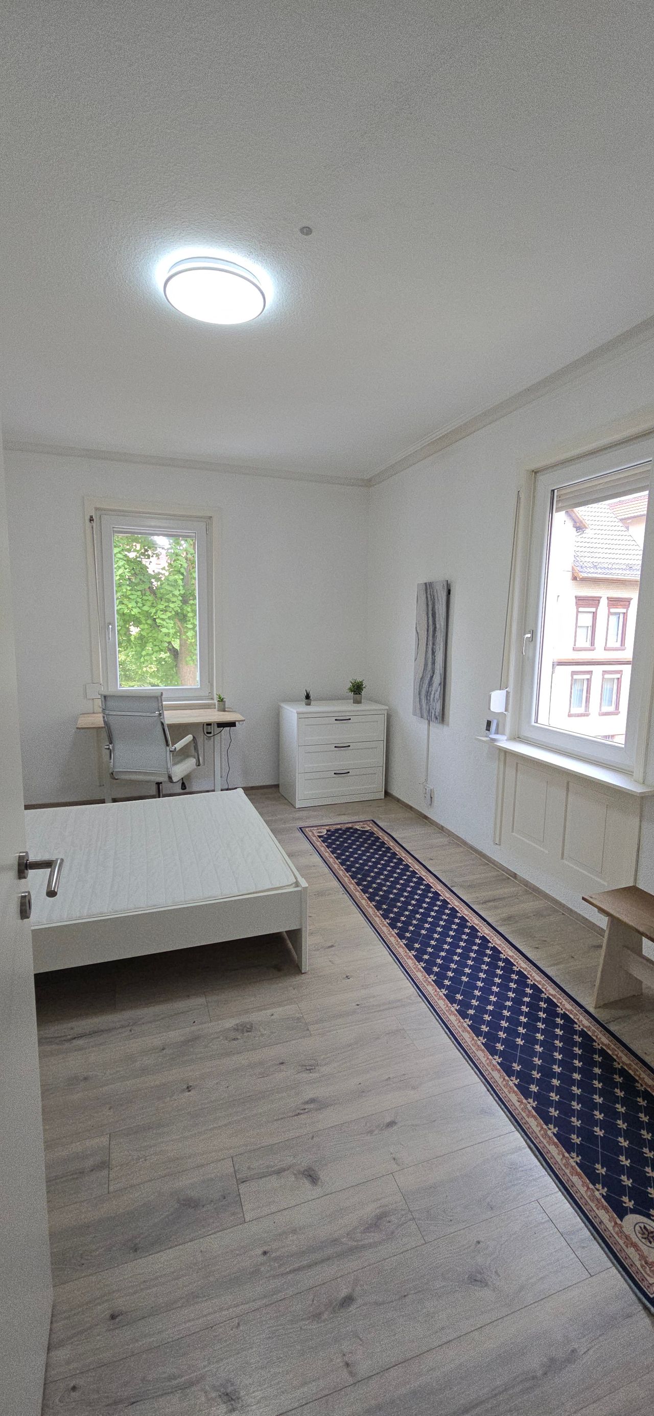 Zimmer Duisburger Straße in Stuttgart