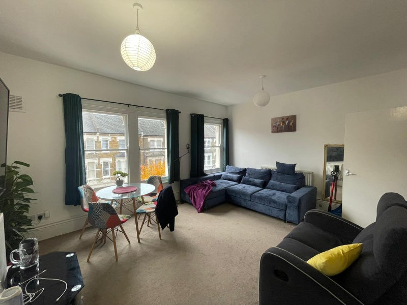 Flat Denholme Road in City of Westminster