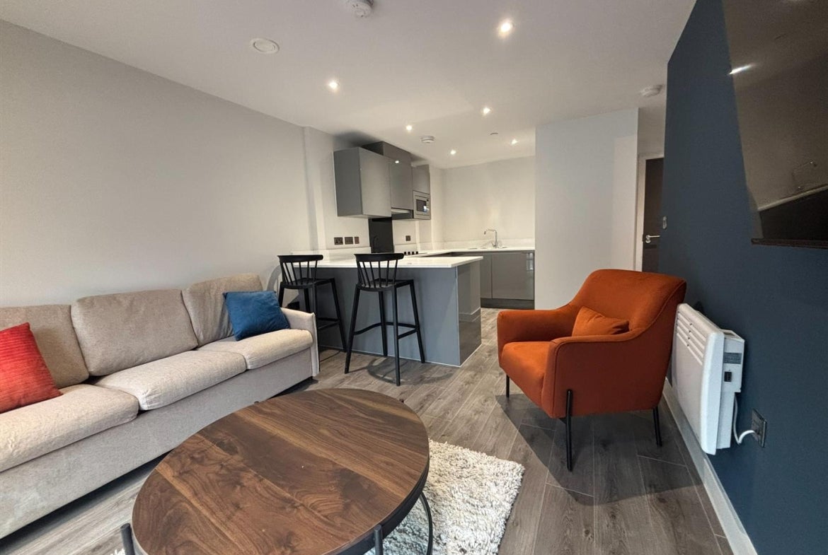 Flat Brassey Street in Birkenhead