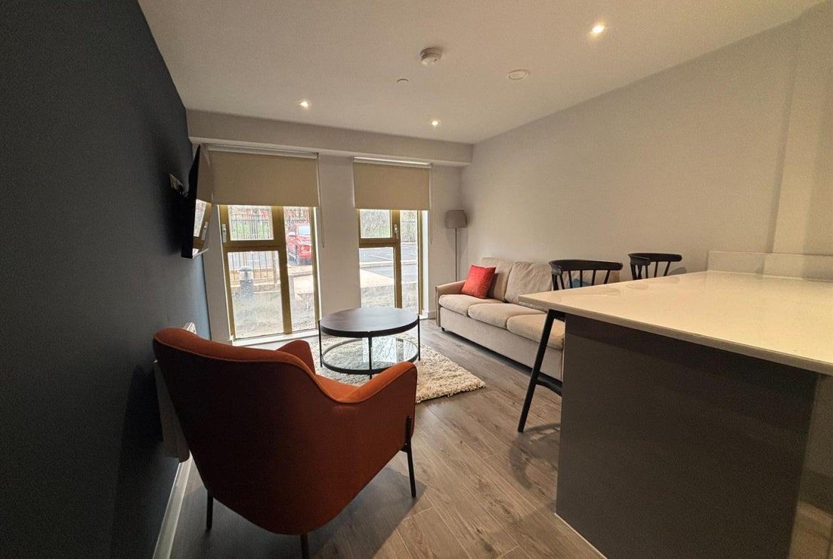 Flat Brassey Street in Birkenhead