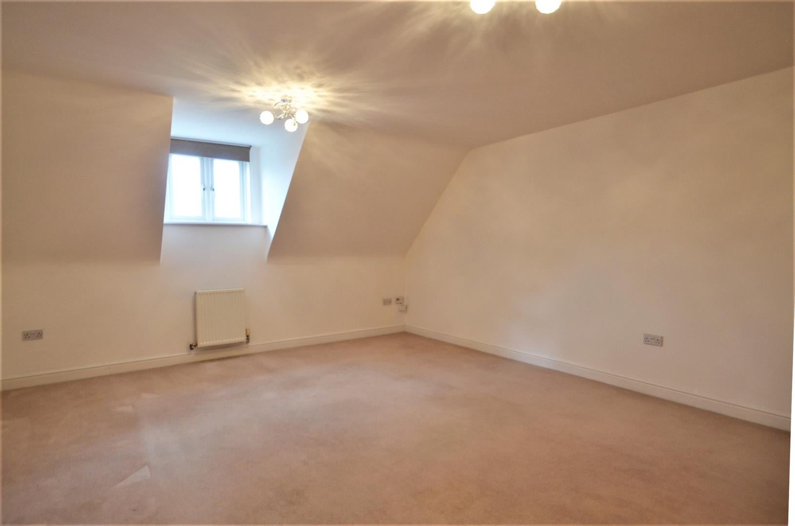 Flat Wood Lane in Greater London
