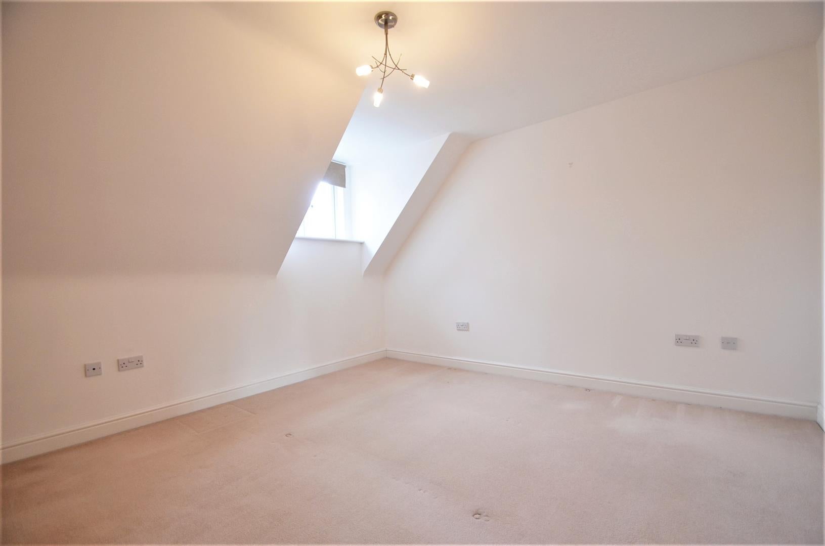 Flat Wood Lane in Greater London
