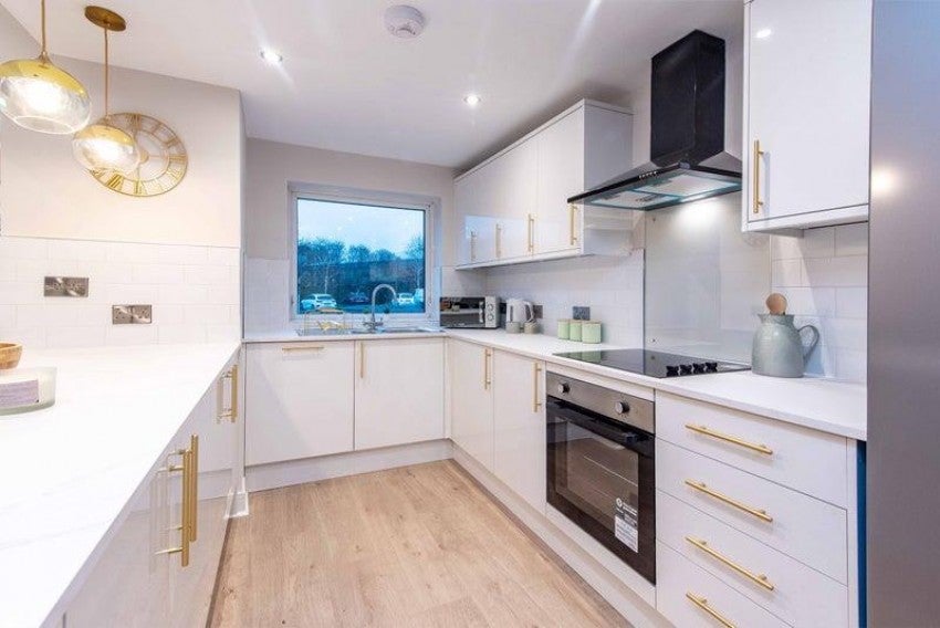 Room Saxton Close in Nottingham