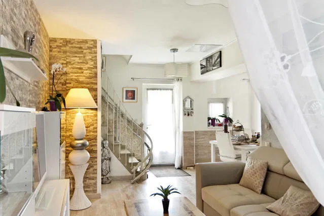 Room Impasse Jean Charcot in Tresserve