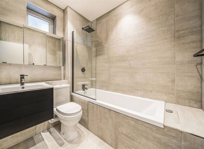 Flat Marylebone Road in City of Westminster