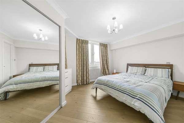 Flat St John's Wood Road in City of Westminster