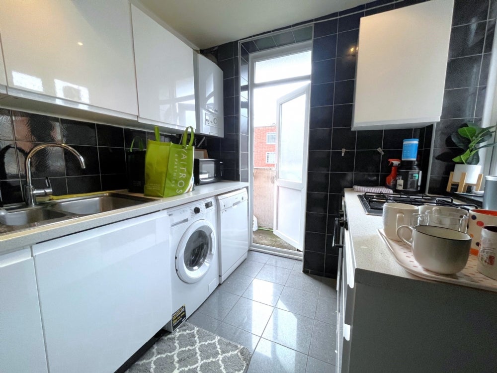 Flat Allitsen Road in City of Westminster