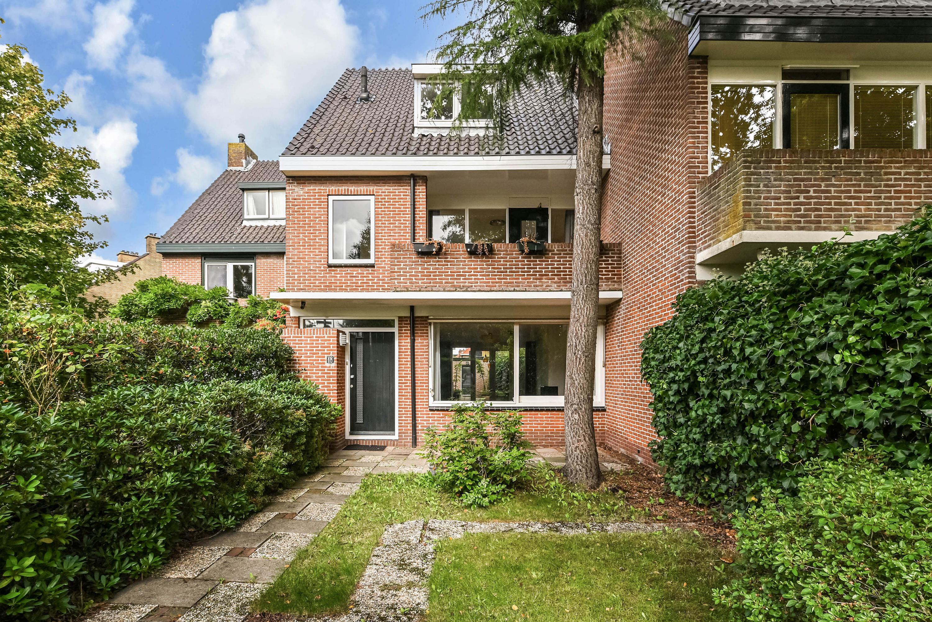 Huis Rozenplein 18 in Wassenaar