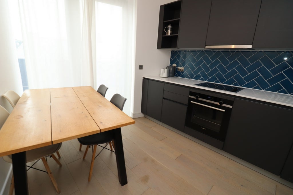 Room Globe Road in Greater London