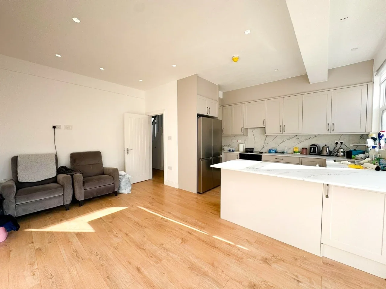 Room Perth Road in Greater London
