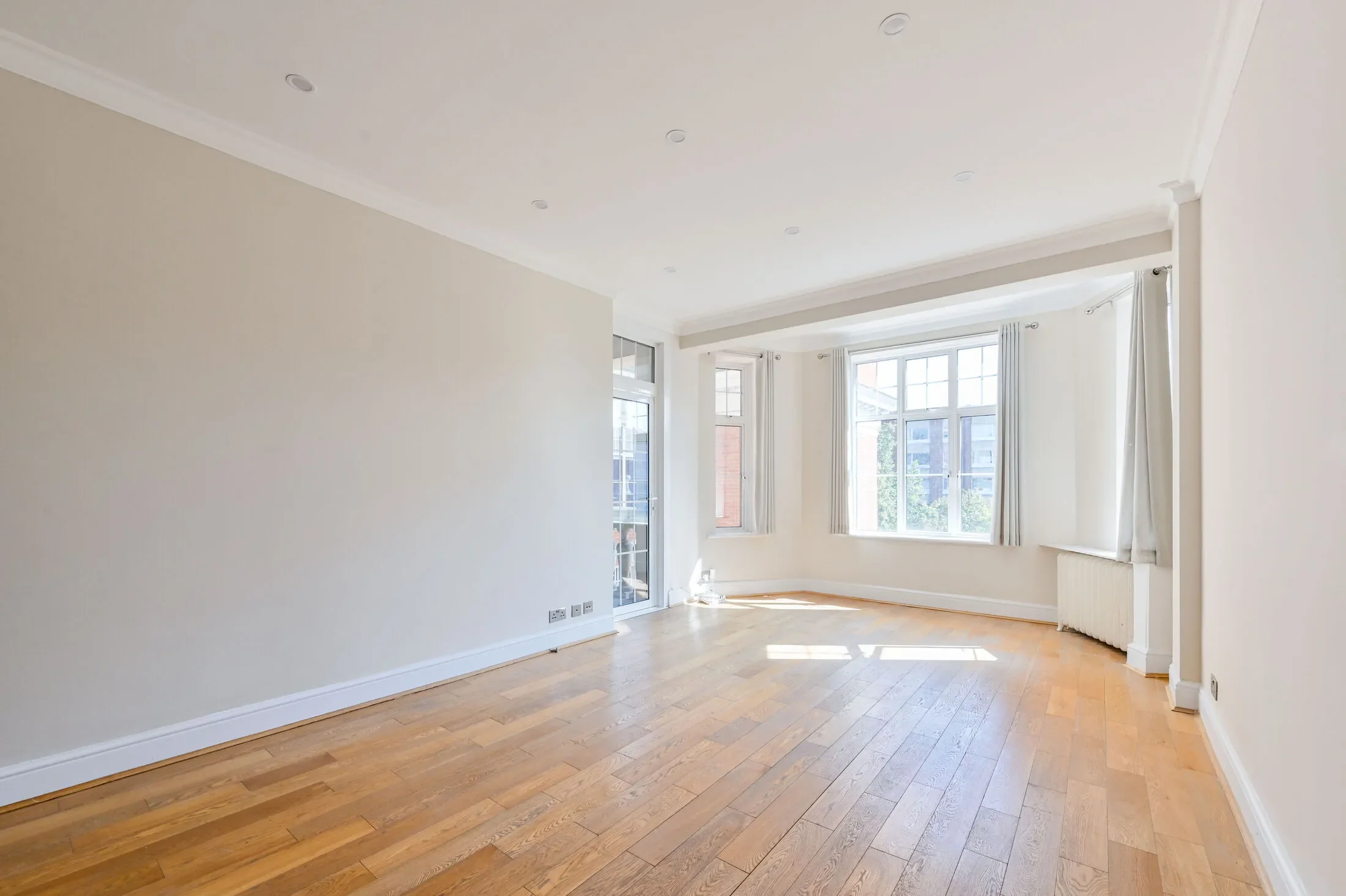 Flat Lanark Road in City of Westminster