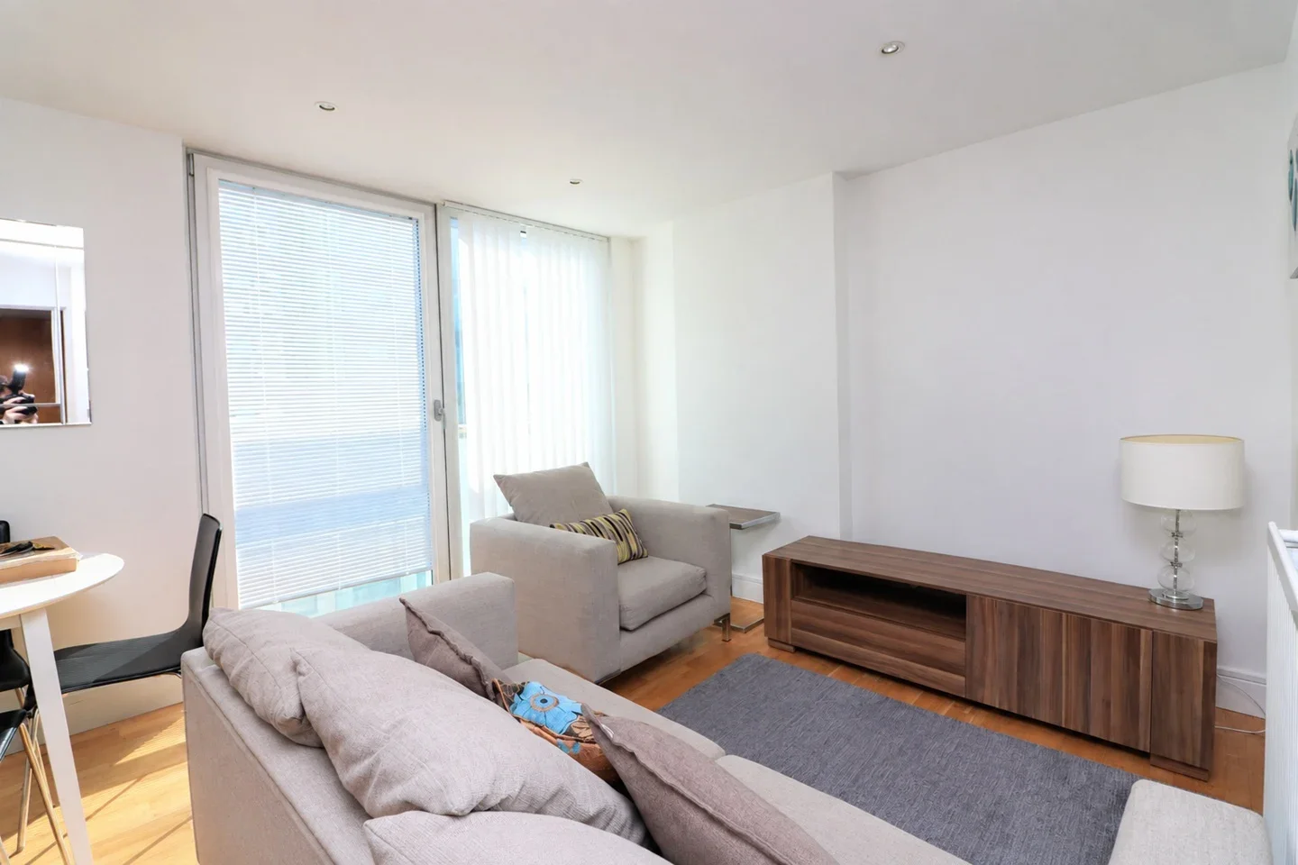 Flat Millharbour in Greater London